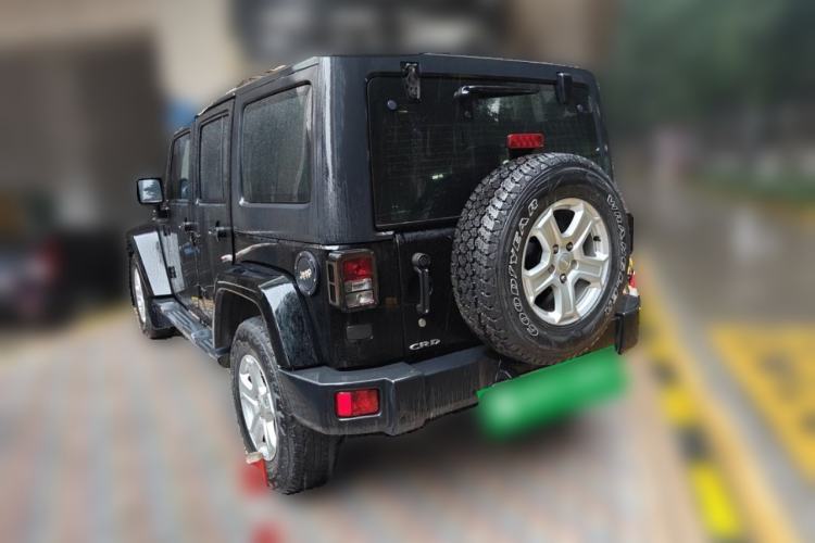 Used Jeep Wrangler 2014 2.8TD Sahara Four-Door Edition Rear Left 45 Deg