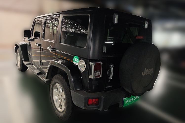 Used Jeep Wrangler 2014 2.8TD Sahara Four-Door Edition Rear Left 45 Deg
