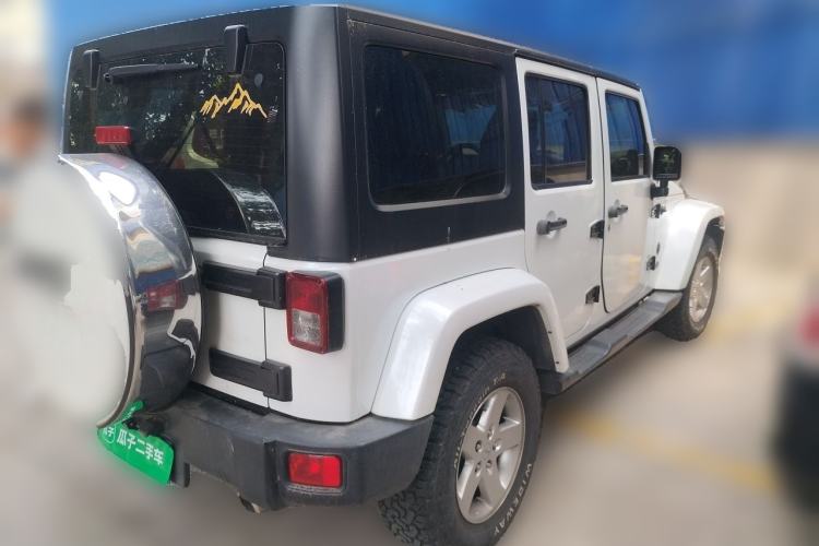 Used Jeep Wrangler 2014 3.0L Sahara Four-Door Edition Rear Right 45 Deg