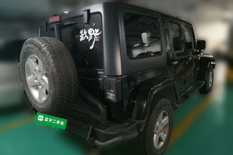 Used Jeep Wrangler 2014 3.0L Sahara Four-Door Edition Rear Right 45 Deg