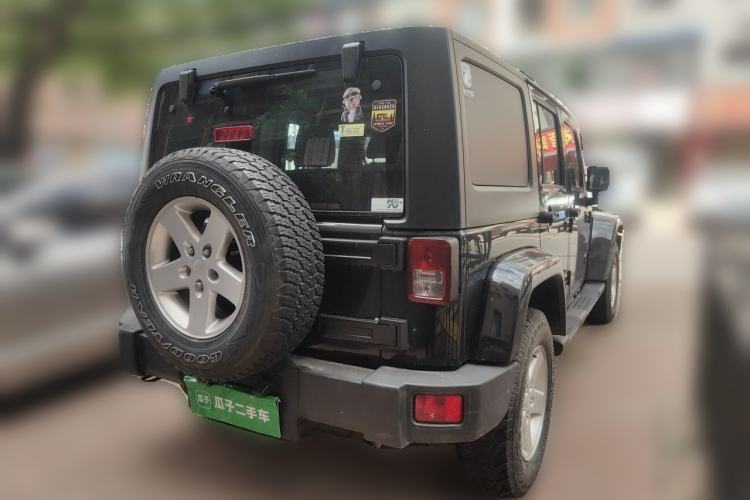 Used Jeep Wrangler 2014 2.8TD Sahara Four-Door Edition Rear Right 45 Deg