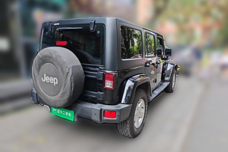 Used Jeep Wrangler 2014 2.8TD Sahara Four-Door Edition Rear Right 45 Deg