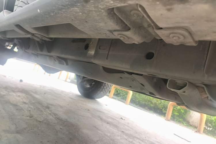 Used Jeep Wrangler 2014 3.0L Sahara Four-Door Edition Right Side Sill