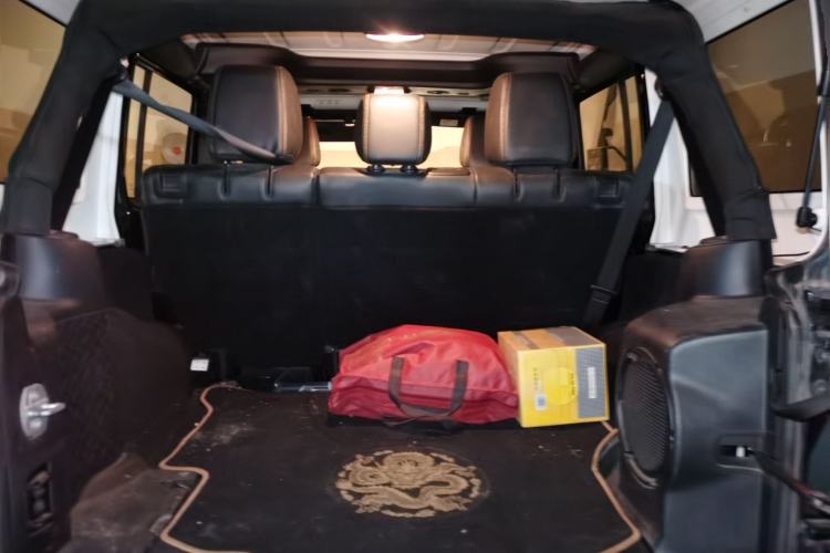 Used Jeep Wrangler 2014 3.6L Longteng Collection Edition Trunk