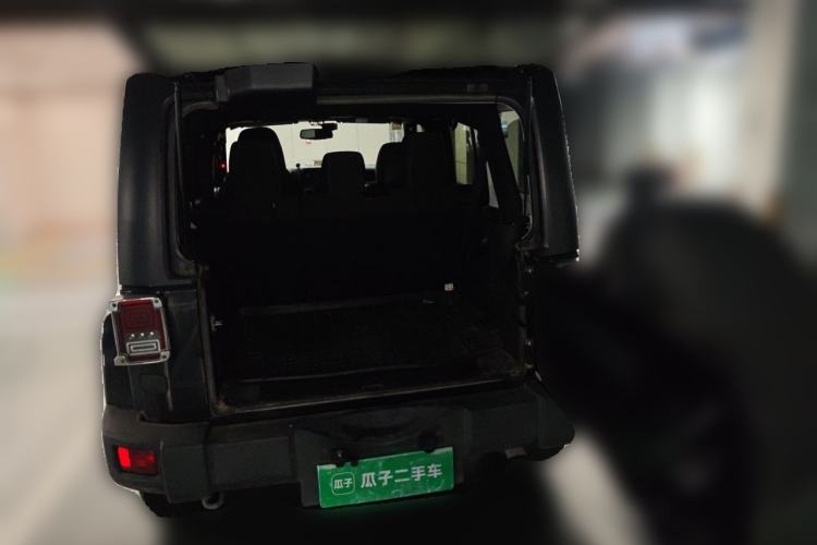 Used Jeep Wrangler 2014 2.8TD Sahara Four-Door Edition Trunk
