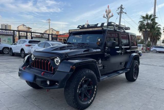 Used Jeep Wrangler 2014 2.8TD Sahara Four-Door Edition