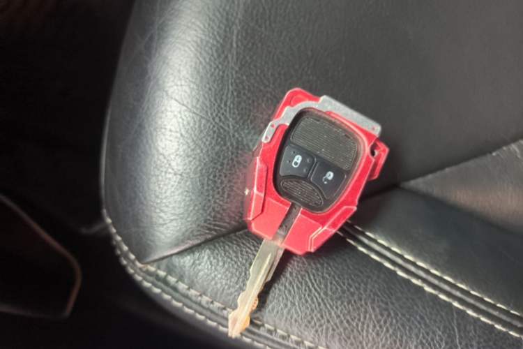 Used Jeep Wrangler 2014 3.0L Sahara Four-Door Edition Vehicle Key