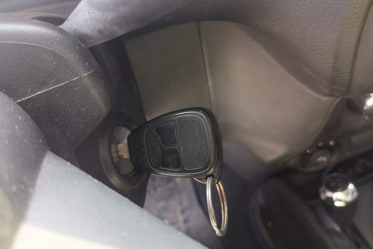 Used Jeep Wrangler 2014 3.0L Sahara Four-Door Edition Vehicle Key
