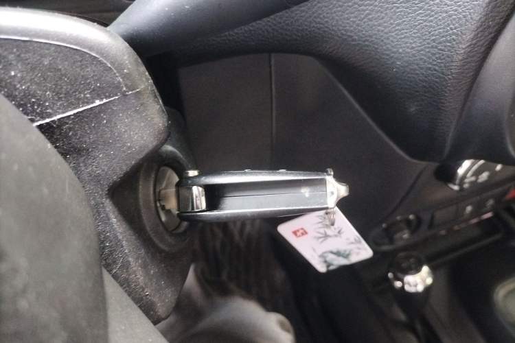 Used Jeep Wrangler 2014 3.0L Sahara Four-Door Edition Vehicle Key