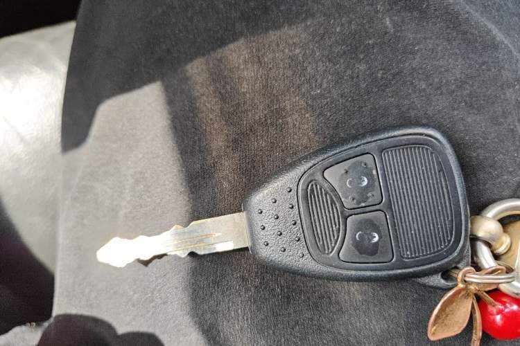 Used Jeep Wrangler 2014 3.0L Sahara Four-Door Edition Vehicle Key