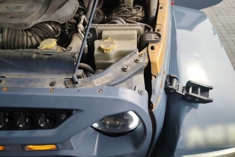 Used Jeep Wrangler 2014 3.0L Sahara Four-Door Edition Engine Bay Left