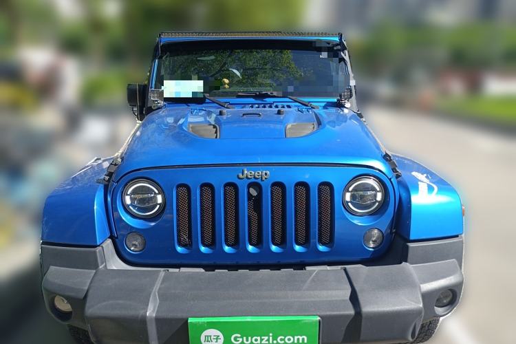 Used Jeep Wrangler 2014 3.0L Sahara Four-Door Edition Exterior 1