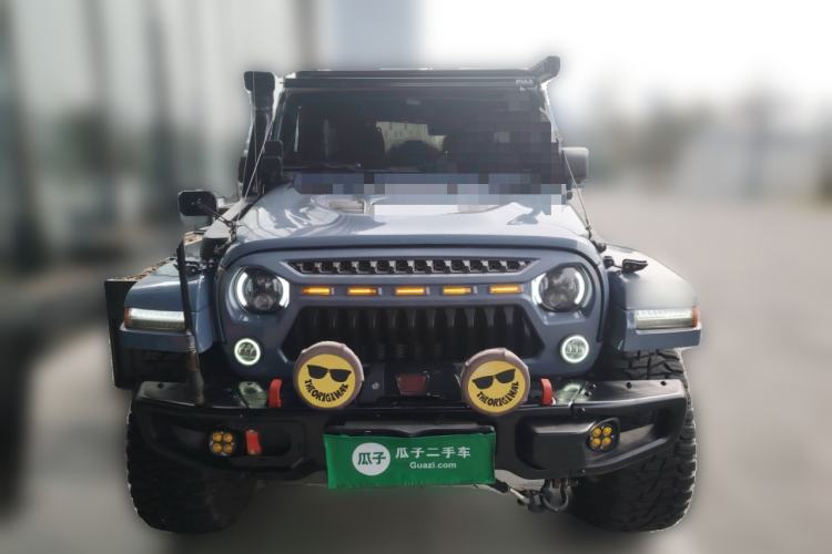 Used Jeep Wrangler 2014 3.0L Sahara Four-Door Edition Front