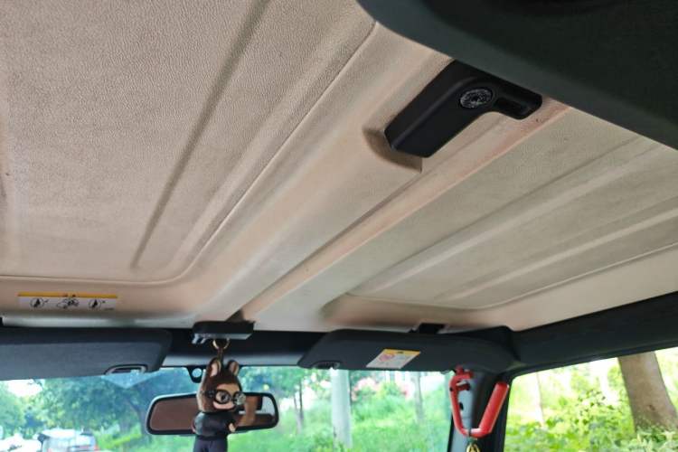 Used Jeep Wrangler 2014 3.0L Sahara Four-Door Edition Headliner
