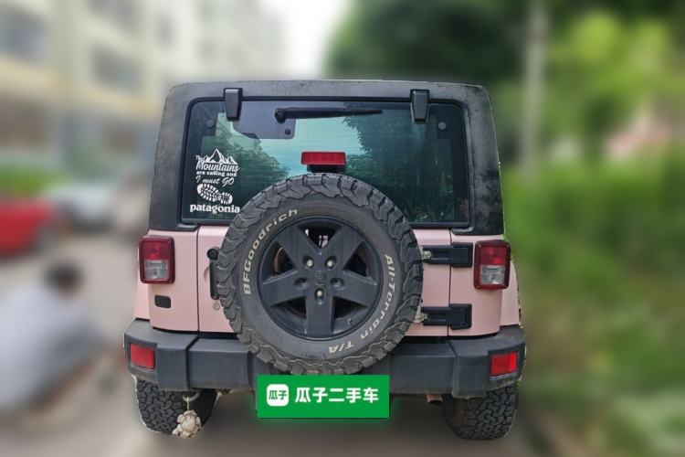 Used Jeep Wrangler 2014 3.0L Sahara Four-Door Edition Rear