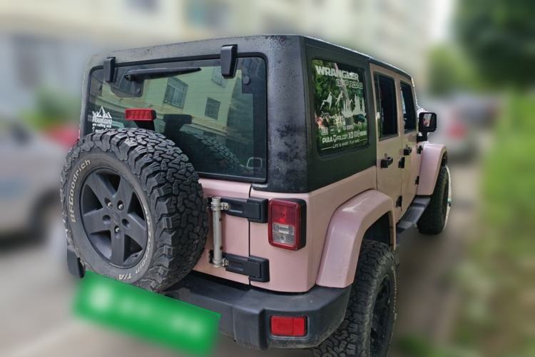 Used Jeep Wrangler 2014 3.0L Sahara Four-Door Edition Rear Right 45 Deg