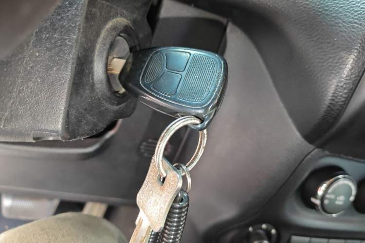 Used Jeep Wrangler 2014 3.0L Sahara Four-Door Edition Vehicle Key