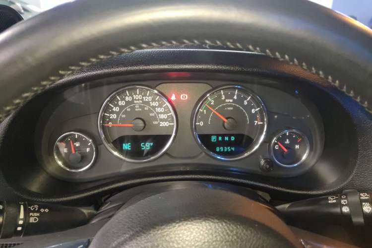 Used Jeep Wrangler 2014 3.0L Sahara Four-Door Edition Instrument Cluster