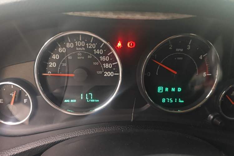 Used Jeep Wrangler 2014 2.8TD Sahara Four-Door Edition Instrument Cluster