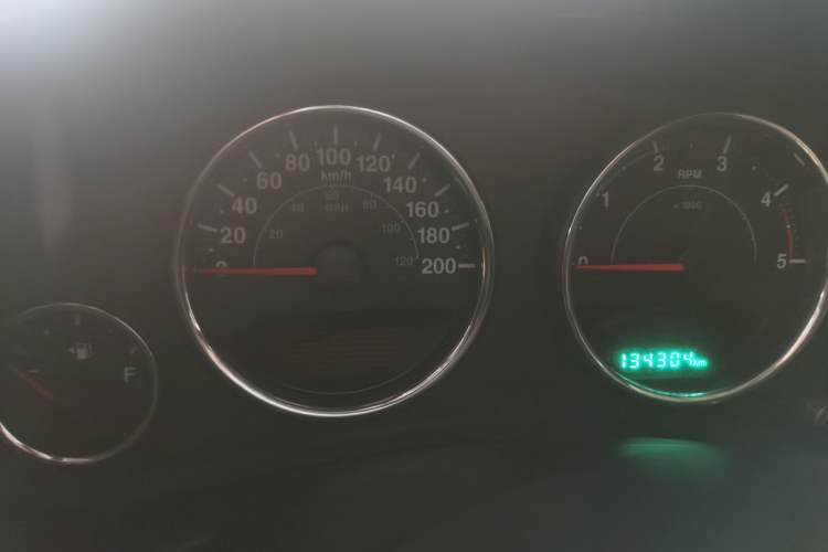 Used Jeep Wrangler 2014 2.8TD Sahara Four-Door Edition Odometer Close Up