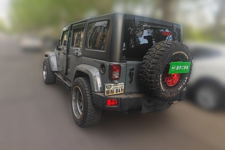 Used Jeep Wrangler 2014 2.8TD Sahara Four-Door Edition Rear Left 45 Deg