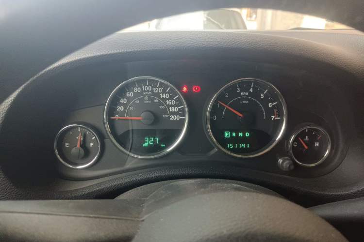 Used Jeep Wrangler 2014 3.0L Sahara Four-Door Edition Instrument Cluster