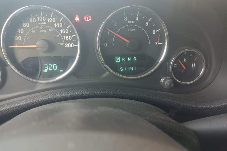 Used Jeep Wrangler 2014 3.0L Sahara Four-Door Edition Odometer Close Up