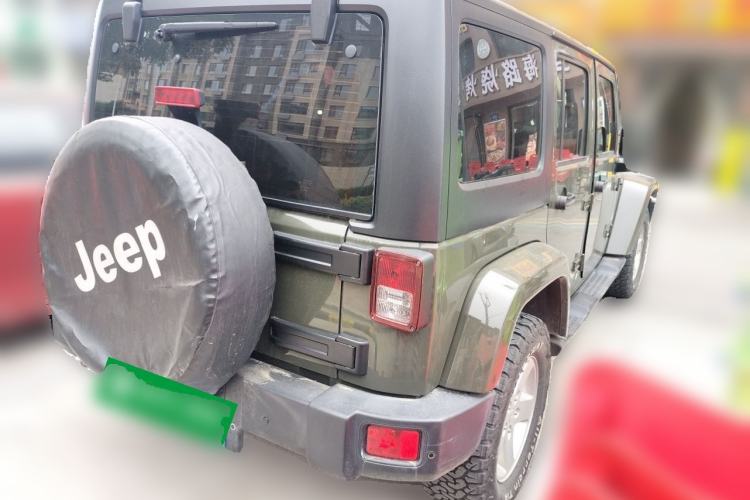 Used Jeep Wrangler 2014 2.8TD Sahara Four-Door Edition Rear Right 45 Deg
