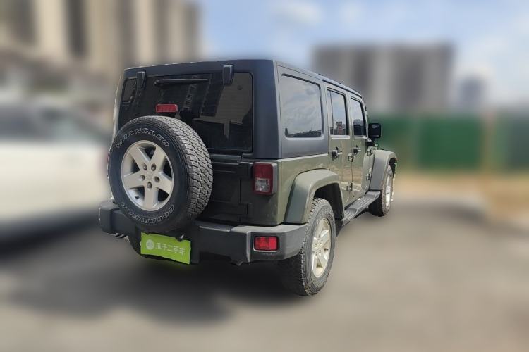 Used Jeep Wrangler 2014 2.8TD Sahara Four-Door Edition Rear Right 45 Deg