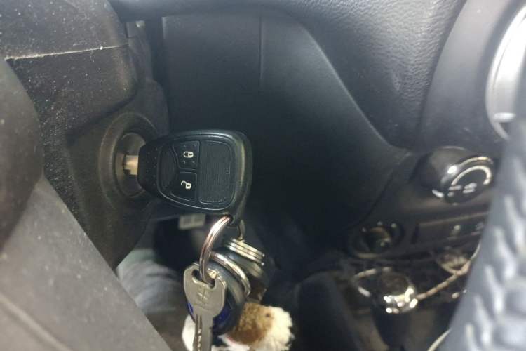 Used Jeep Wrangler 2014 3.0L Sahara Four-Door Edition Vehicle Key