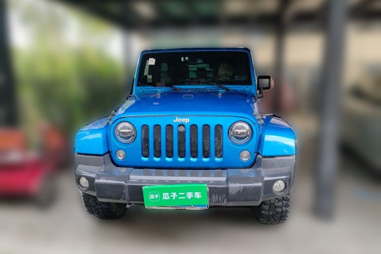 Used Jeep Wrangler 2014 3.0L Sahara Four-Door Edition Front
