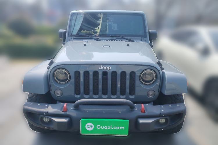 Used Jeep Wrangler 2014 2.8TD Four-Door Sahara Edition Front