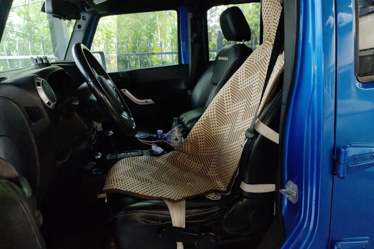Used Jeep Wrangler 2014 3.0L Sahara Four-Door Edition Left Front Seat