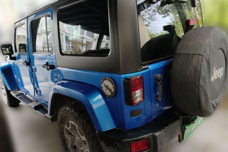 Used Jeep Wrangler 2014 3.0L Sahara Four-Door Edition Rear Left 45 Deg