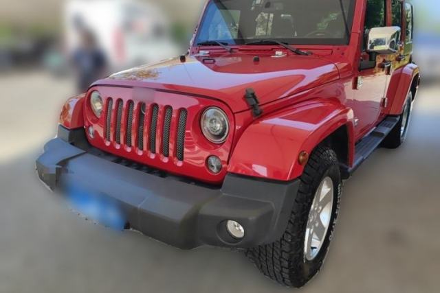 Used Jeep Wrangler 2014 3.0L Sahara Four-Door Edition