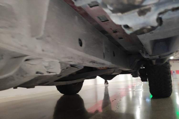 Used Jeep Wrangler 2014 3.0L Sahara Four-Door Edition Chassis Front Left