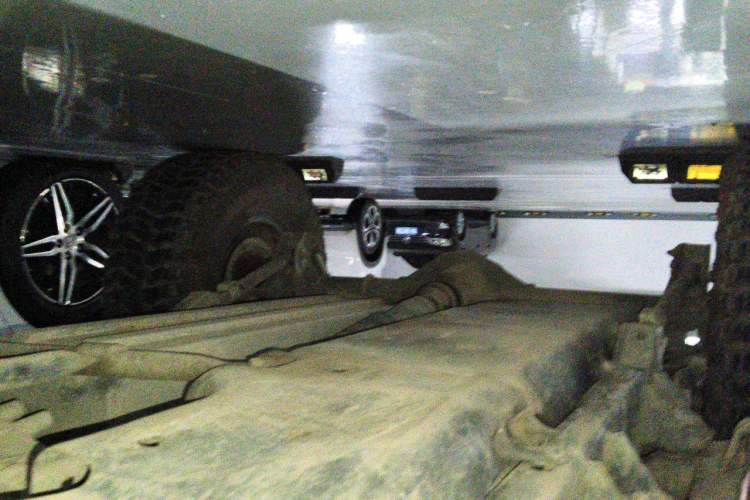 Used Jeep Wrangler 2014 3.0L Sahara Four-Door Edition Chassis Rear Right