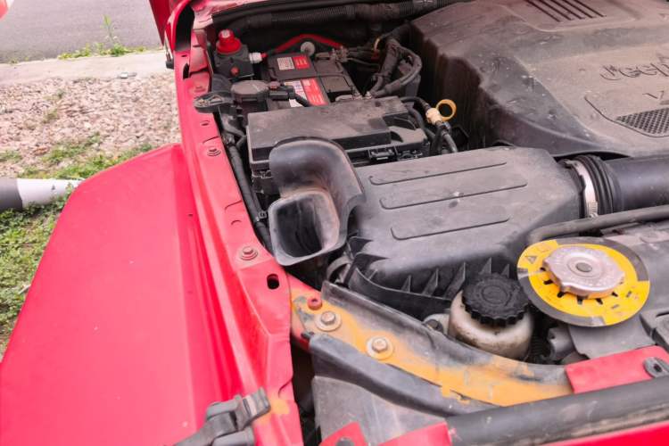 Used Jeep Wrangler 2014 3.0L Sahara Four-Door Edition Engine Bay Right