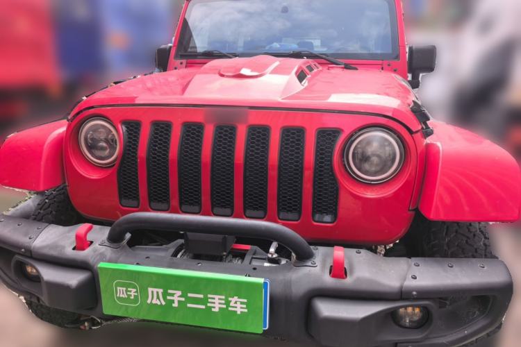 Used Jeep Wrangler 2014 3.0L Sahara Four-Door Edition Front