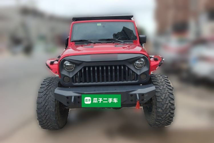 Used Jeep Wrangler 2014 3.0L Sahara Four-Door Edition Front