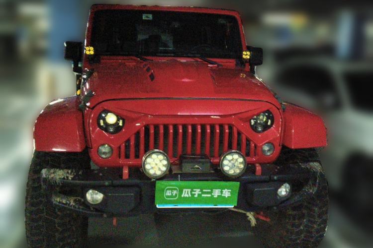 Used Jeep Wrangler 2014 3.0L Sahara Four-Door Edition Front