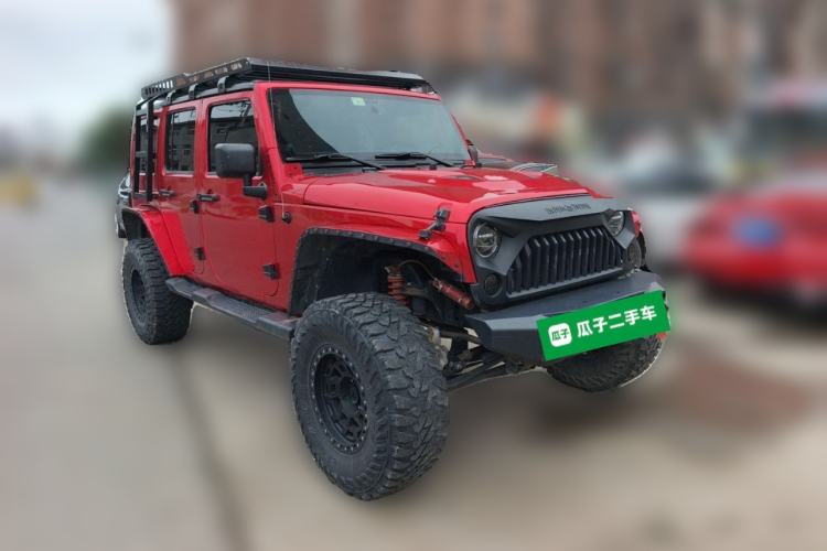 Used Jeep Wrangler 2014 3.0L Sahara Four-Door Edition Front Right 45 Deg