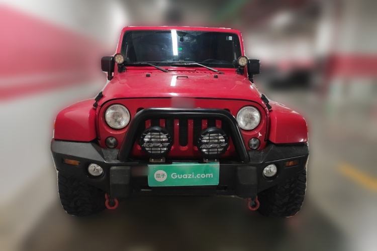 Used Jeep Wrangler 2014 3.0L Sahara Four-Door Edition Front