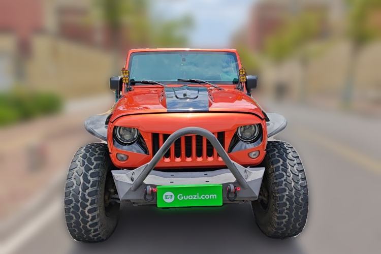 Used Jeep Wrangler 2014 3.0L Sahara Four-Door Edition Front