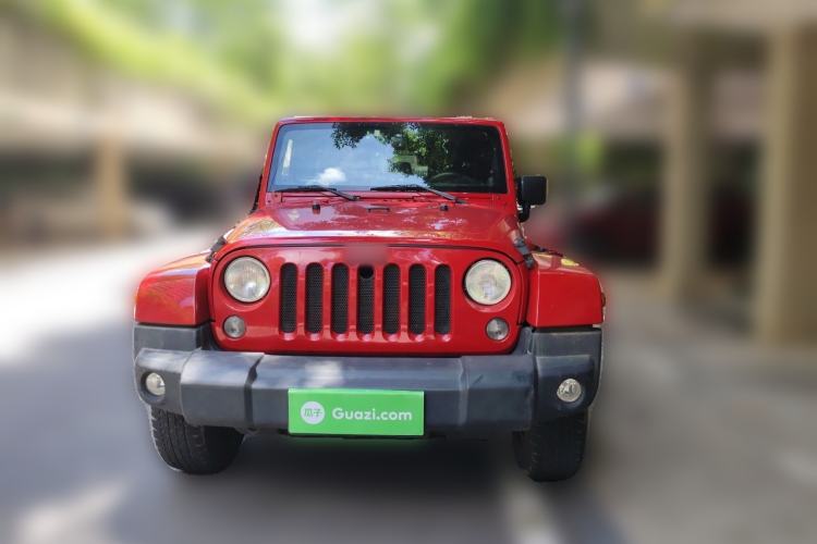 Used Jeep Wrangler 2014 3.0L Sahara Four-Door Edition Front