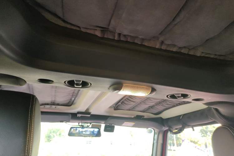 Used Jeep Wrangler 2014 3.0L Sahara Four-Door Edition Headliner
