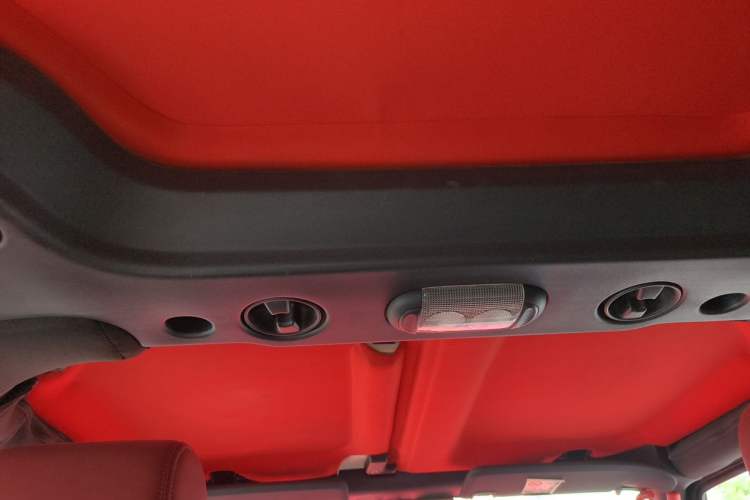Used Jeep Wrangler 2014 3.0L Sahara Four-Door Edition Headliner