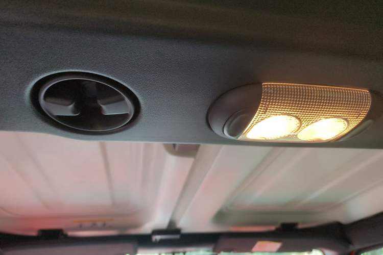 Used Jeep Wrangler 2014 3.0L Sahara Four-Door Edition Headliner