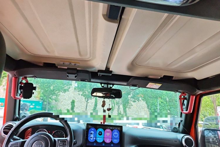 Used Jeep Wrangler 2014 3.0L Sahara Four-Door Edition Headliner