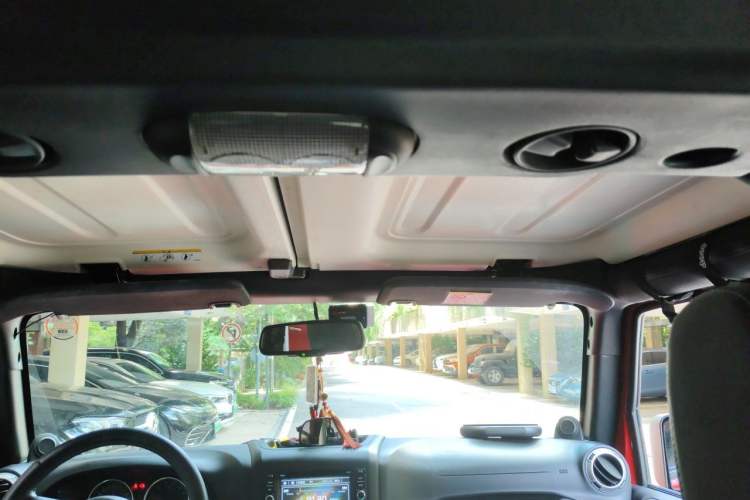 Used Jeep Wrangler 2014 3.0L Sahara Four-Door Edition Headliner